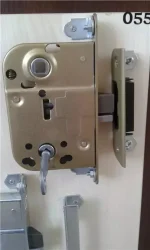 ABLOY 2014 Lock For Interior Doors With 1 Key/Color Brass