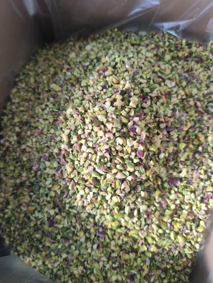 گرانول مغز پسته