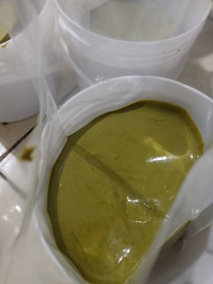 pistachio paste